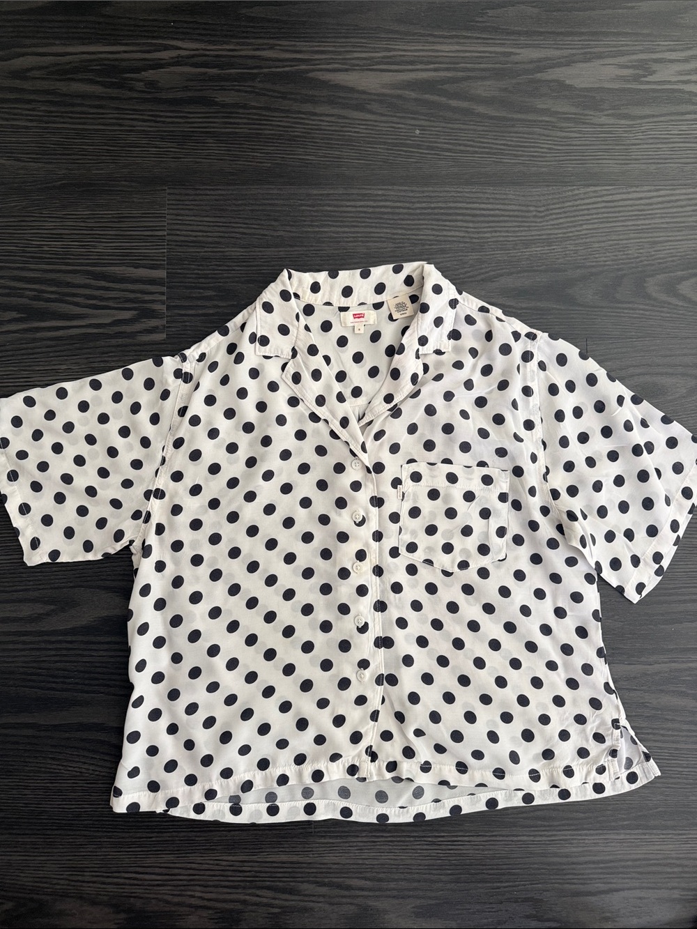 Levi's White Button-Down Short Sleeve Polka Dot Shirt